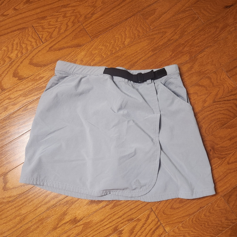Nike grey skort